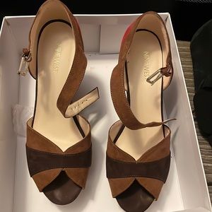Nine West Heels, brown with a pop of red, size 10